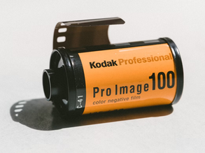 Kodak, sob pressão: queda de 25% nas ações reacende debate sobre futuro da marca centenária