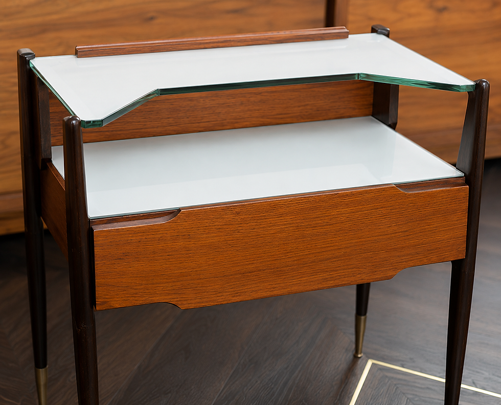 Thumbnail: Pair of elegant bedside tables 1950 La Permanente Mobili Cantu Nightstands