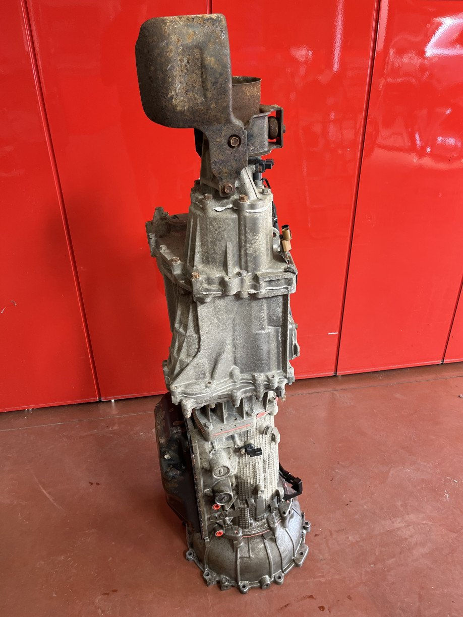 Miniatura: Versnellingsbak + Tussenbak Mitsubishi Pajero 3.2DID 2008 | Eric de Kort NL