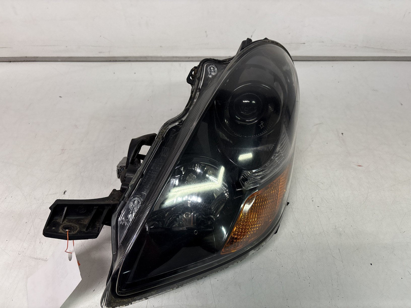 Koplamp Links Mitsubishi iMiev 2011 - 8301B309 | 8301C243 | Eric de Kort NL