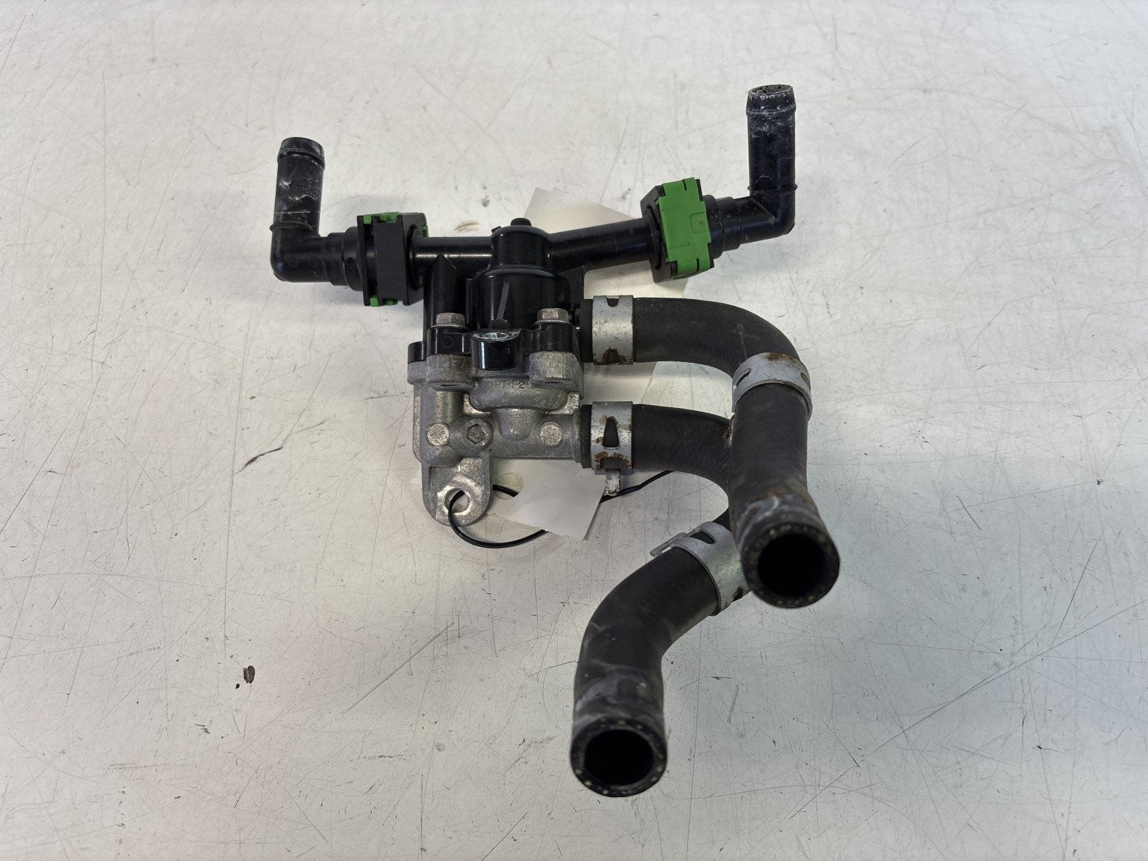 Filter Coolant Mitsubishi Outlander PHEV - 7805A696 | Eric de Kort NL