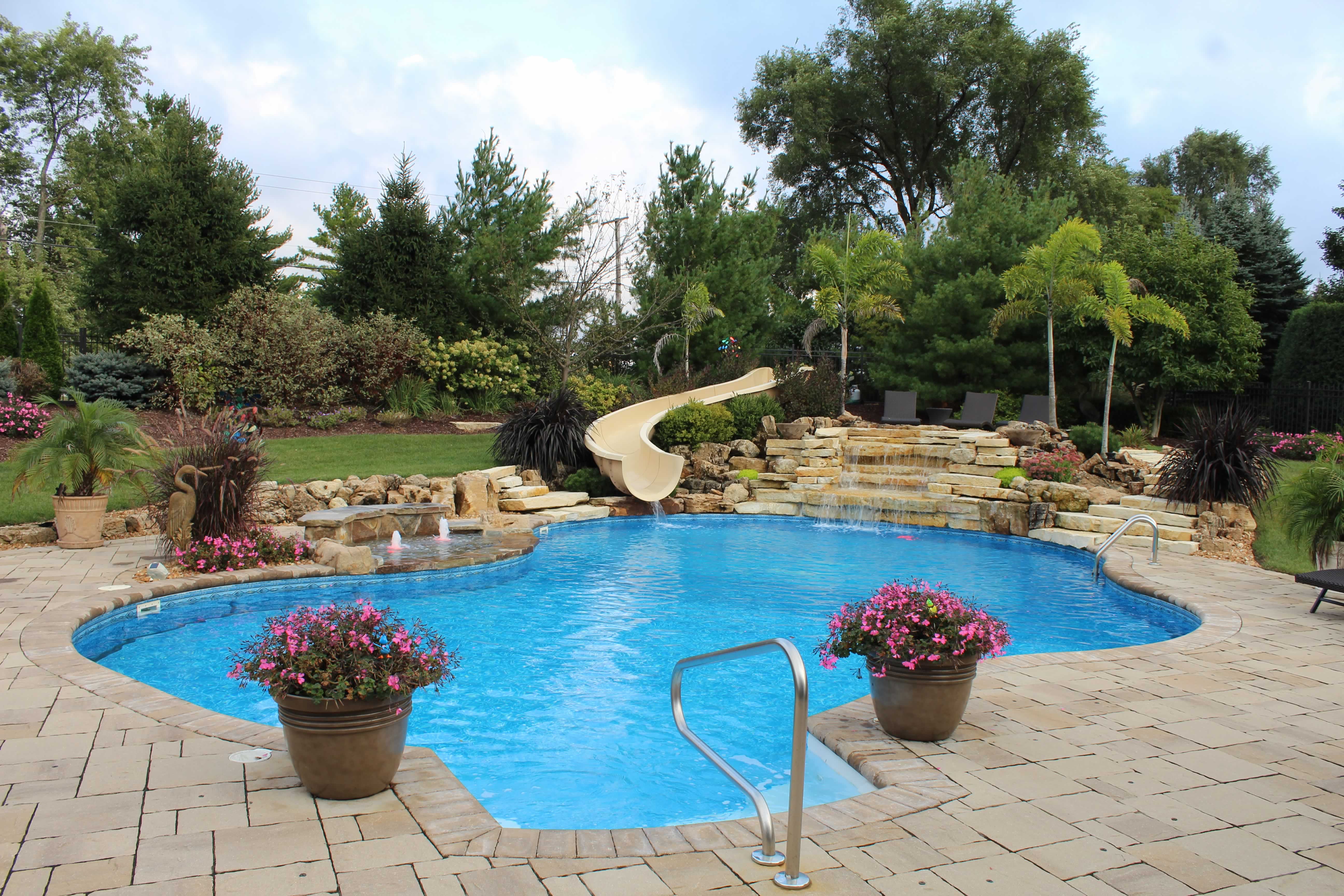 All Seasons Pools, Spas & Outdoor Living (11)