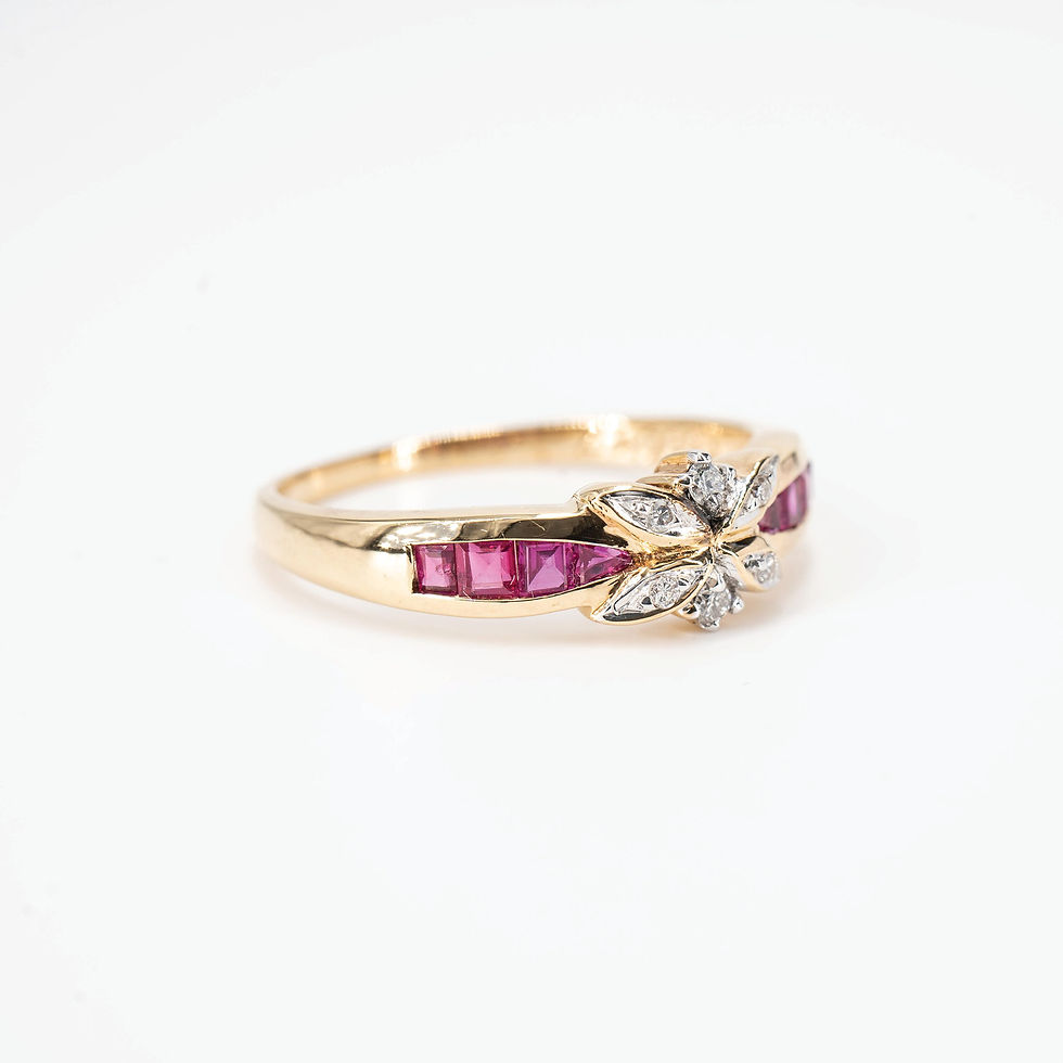 Thumbnail: Ruby and Diamond band ring in 18K Yellow Gold