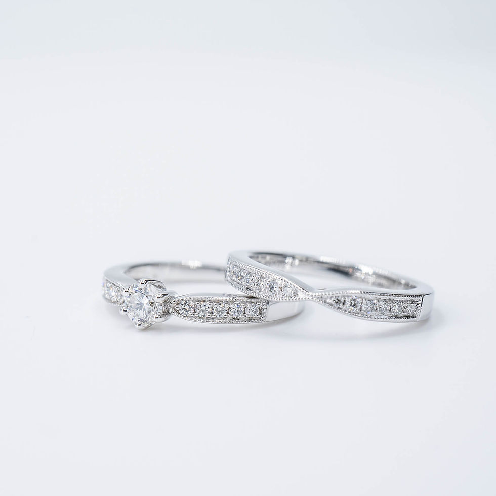 Thumbnail: Tapered Milgrain Diamond Wedding Band
