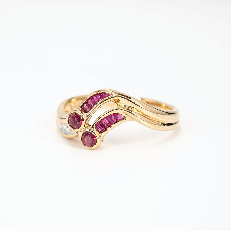 縮圖：Vintage Ruby and Diamond Ring in 18K Yellow Gold