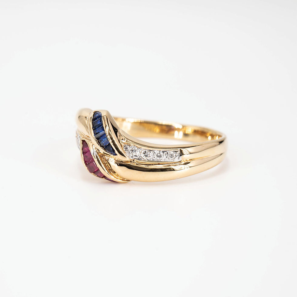 Thumbnail: Vintage Blue Sapphire, Ruby and Diamond Ring in 18K Yellow Gold