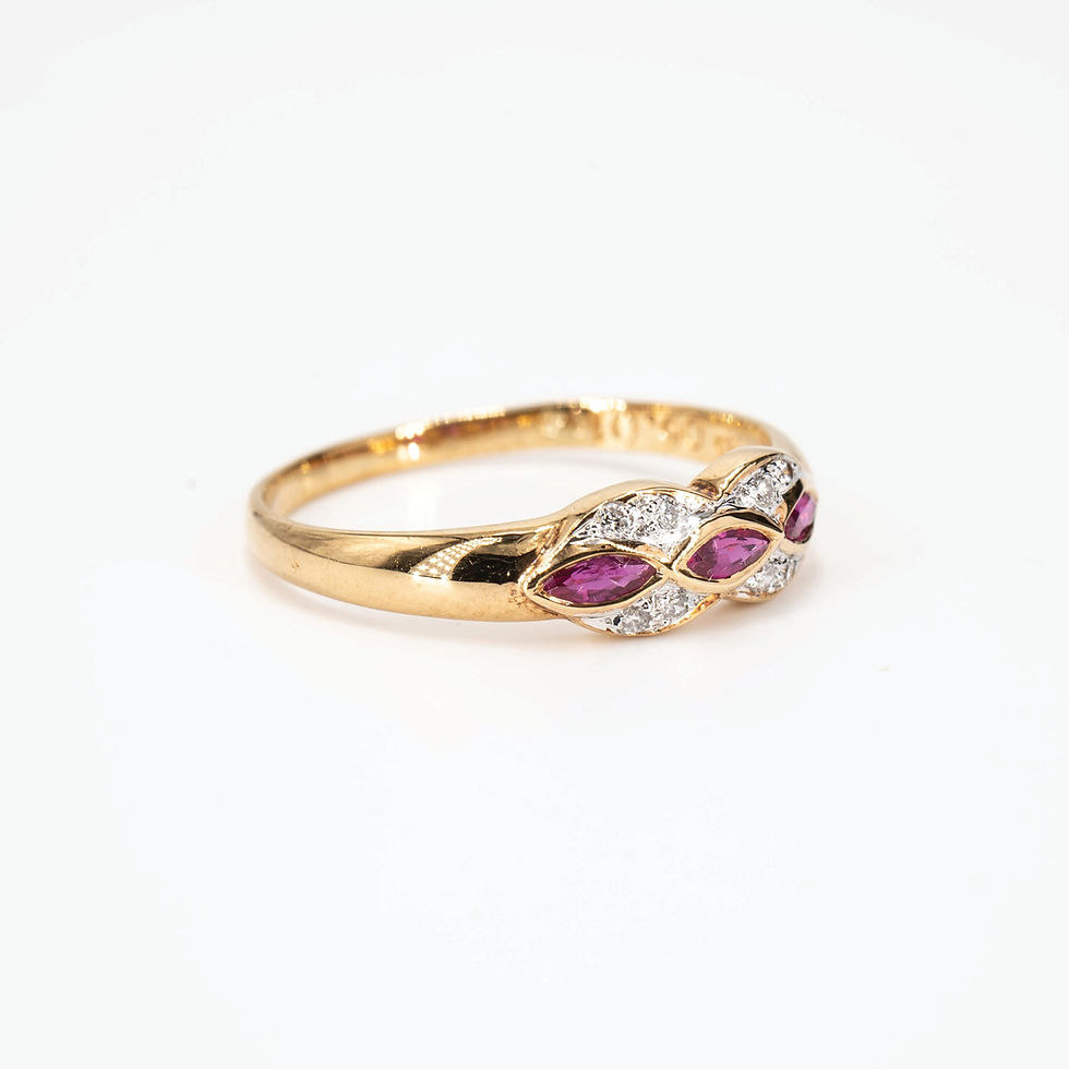 Thumbnail: Vintage Ruby and Diamond Ring in 18K Yellow Gold