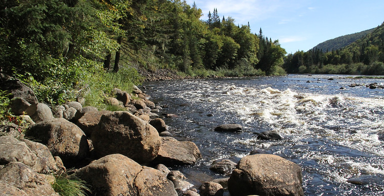 la (rivière) Jacques Cartier se fait sauvage, Québec