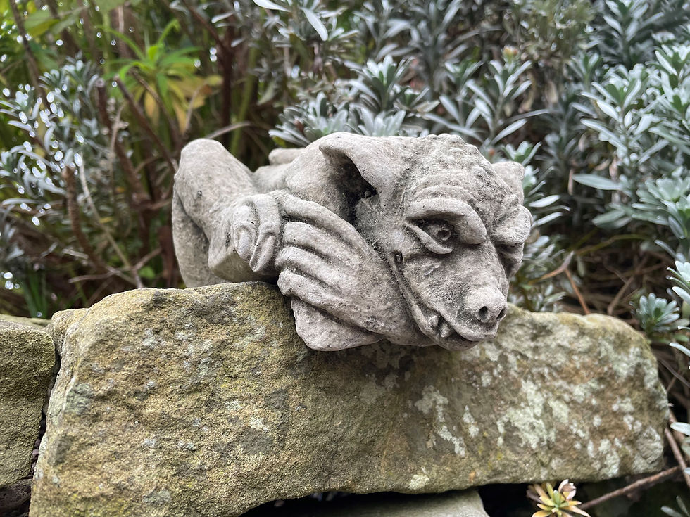 Thumbnail: Stone Garden Ornament - Peeping Gremlin