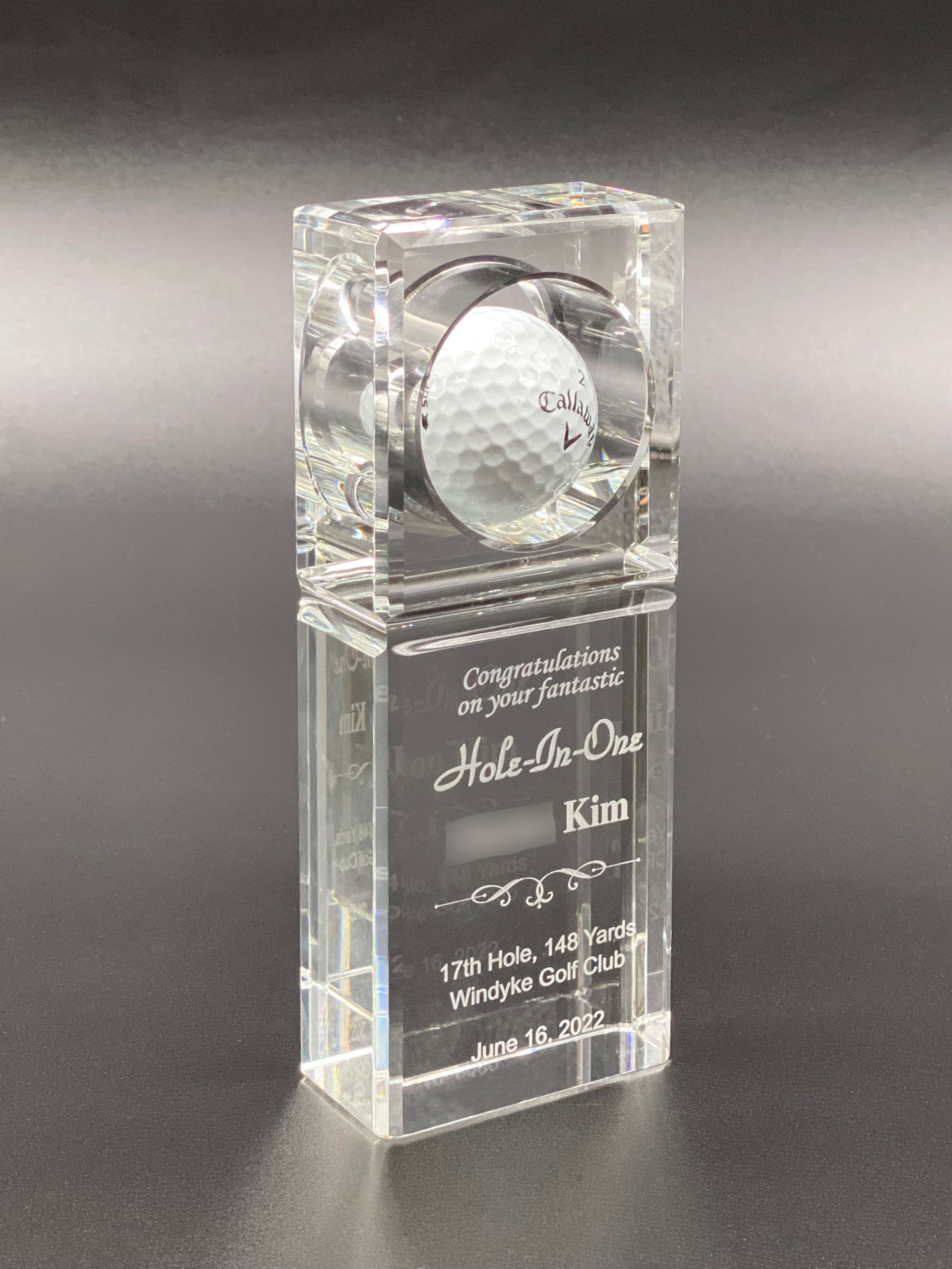 CG104  Crystal Hole In One trophy
