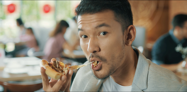 PIZZA HUT - Grilled Steak Pizza