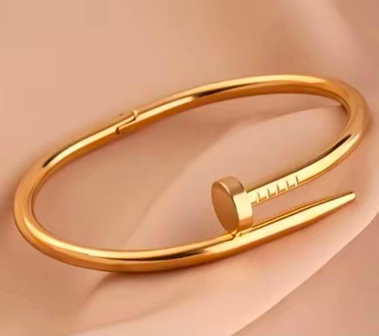 Bracelete Prego Dourado