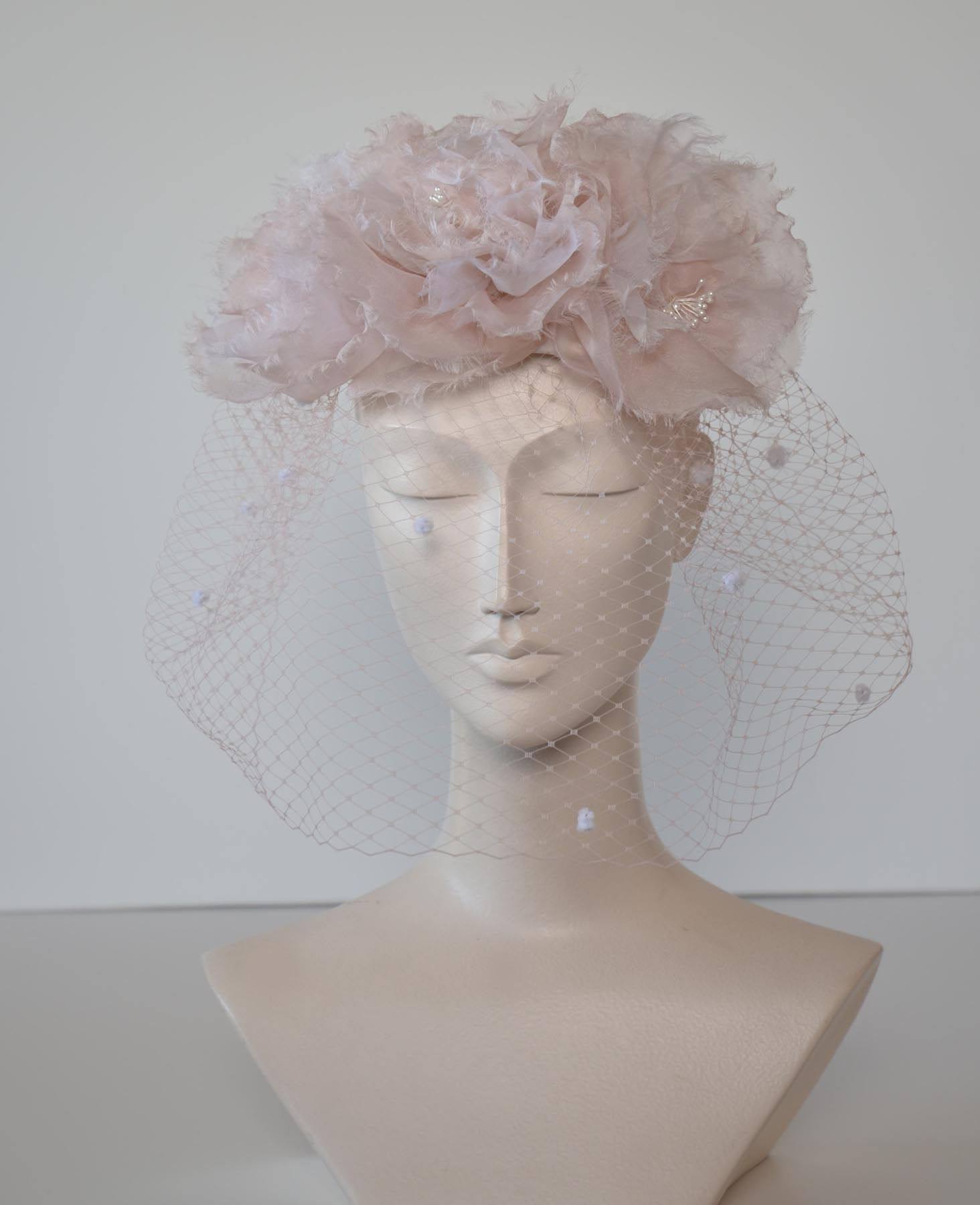 Bridal veil with roses