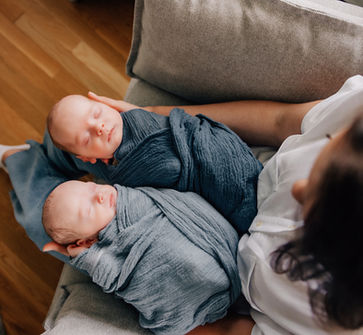 Newborn Lifestyle Photography - Chickey Little Photography