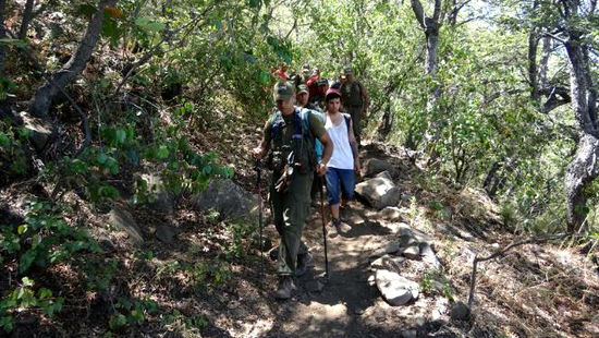Conaf prohíbe por tres meses el ascenso hasta la cumbre del cerro La Campana