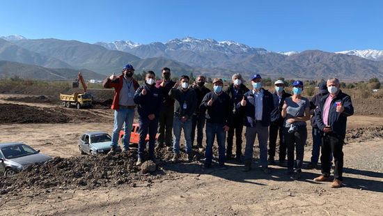 Convenio Indap - GORE trabaja en revestimiento de tranque El Salero