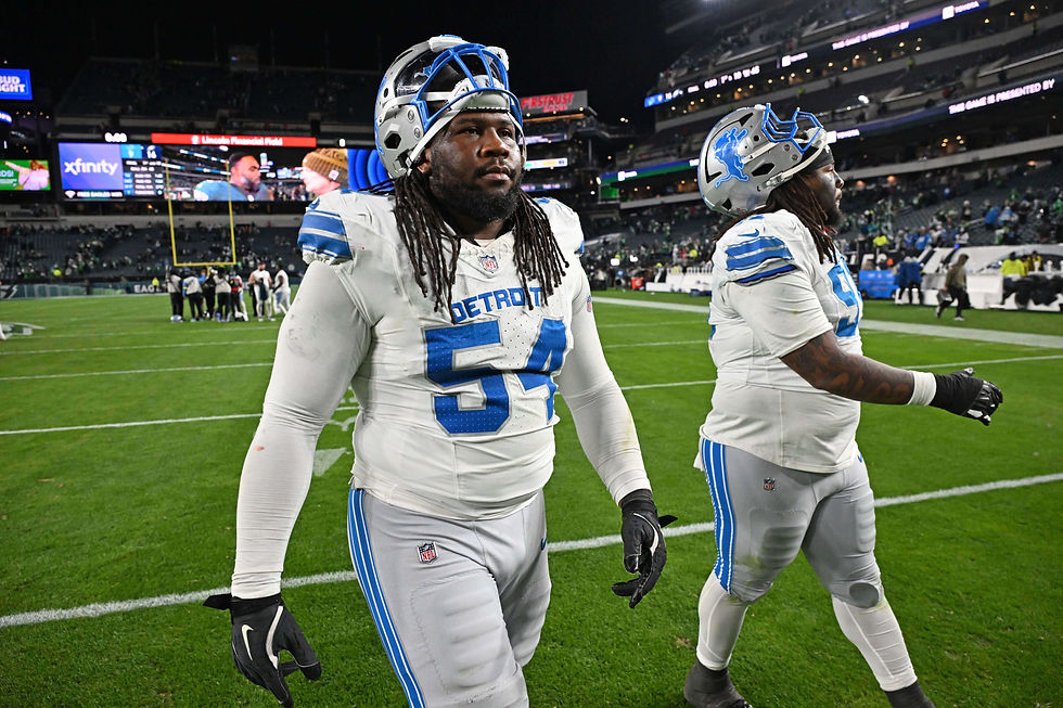 Alim McNeil and Tyleik Williams
Credit: Eric Hartline-Imagn Images