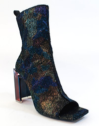ADELINE_DESIGN_1-120_edited.jpg