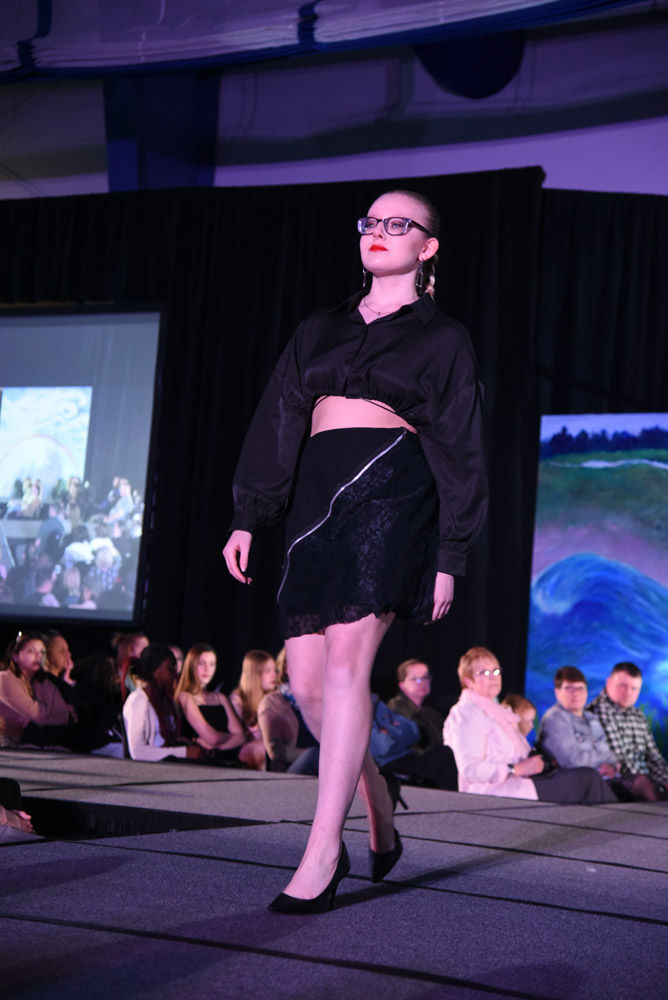 Look 7