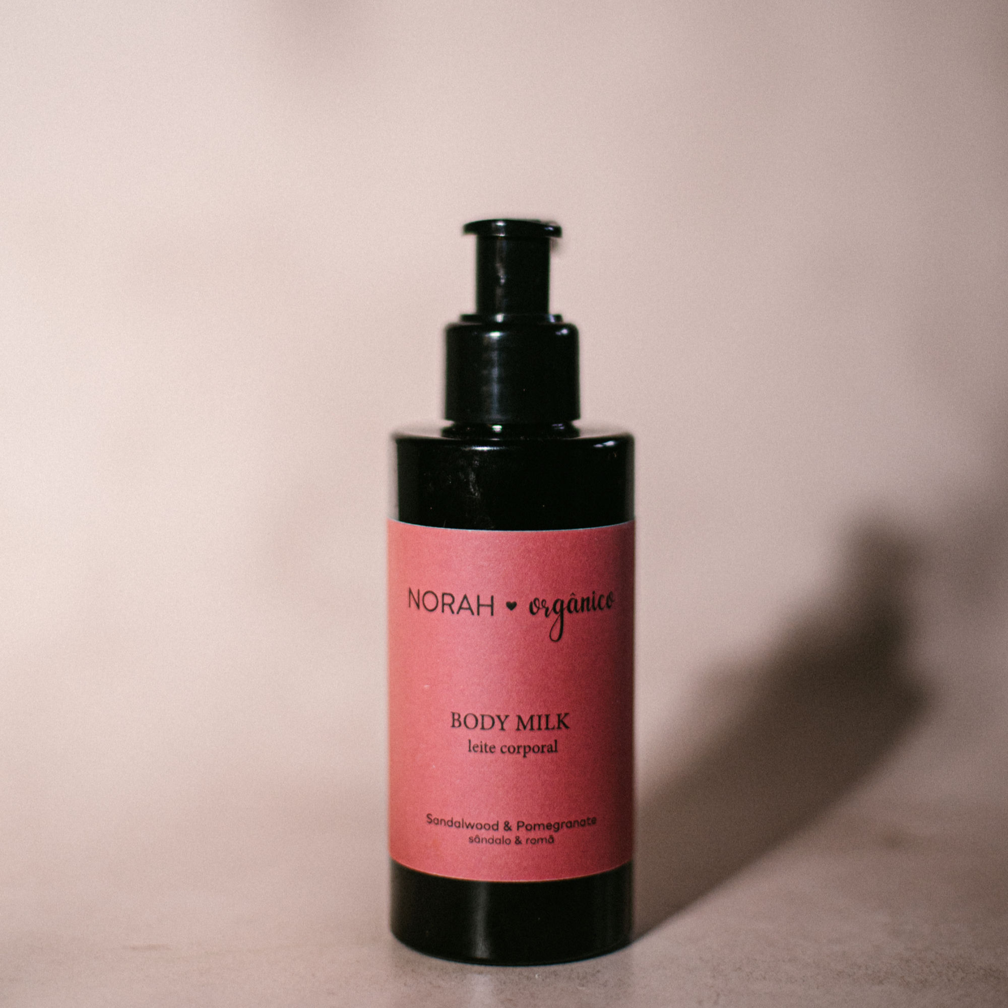 Body Milk — Sândalo & Romã Negra | 150 ml