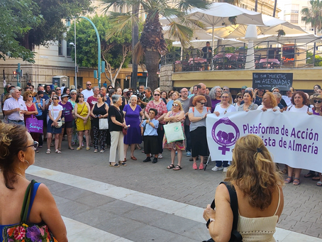 Concentración en el Mirador de la Rambla, Plataforma de Acción Feminista