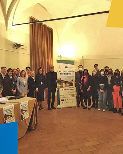 5apr_Broletto_RollupPartnerPersone_V.jpg