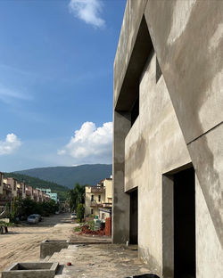 86036244-FDF0-4146-B317-291B7F9A6E50