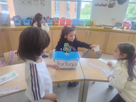 Descubriendo la Lectura: Pequeños Grandes Lectores