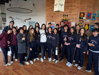 Donde el arte se encuentra: estudiantes que abren caminos en utopía