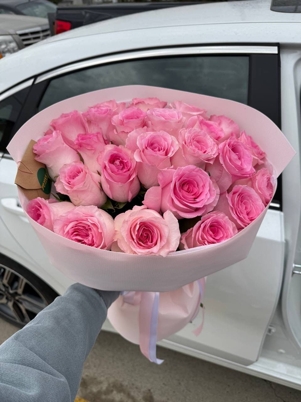 Thumbnail: Blush Pink Roses Mono Bouquet