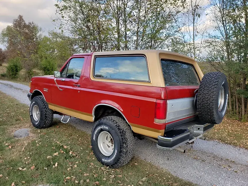Thumbnail: 1988 Ford Bronco