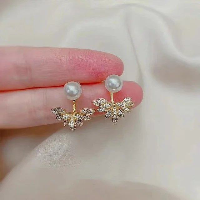 Thumbnail: Korean Zircon Diamond and Pearl High-end Back Hanging Earring