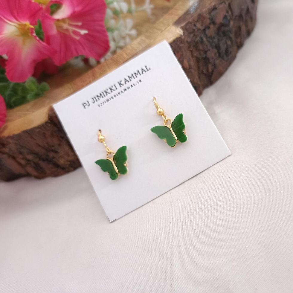 Thumbnail: Butterfly Cute Hoop Earring