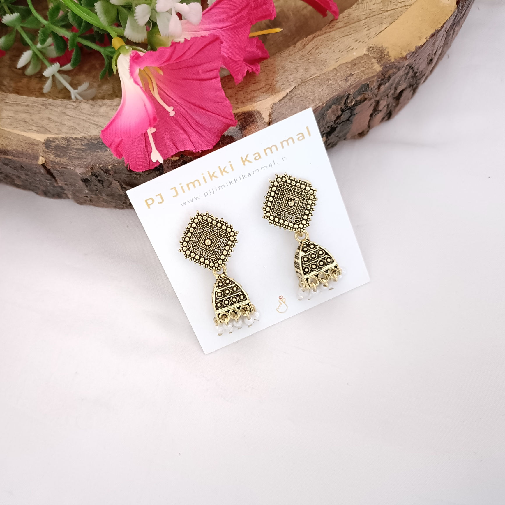 Geometric Gold Jhumka With White Pearls