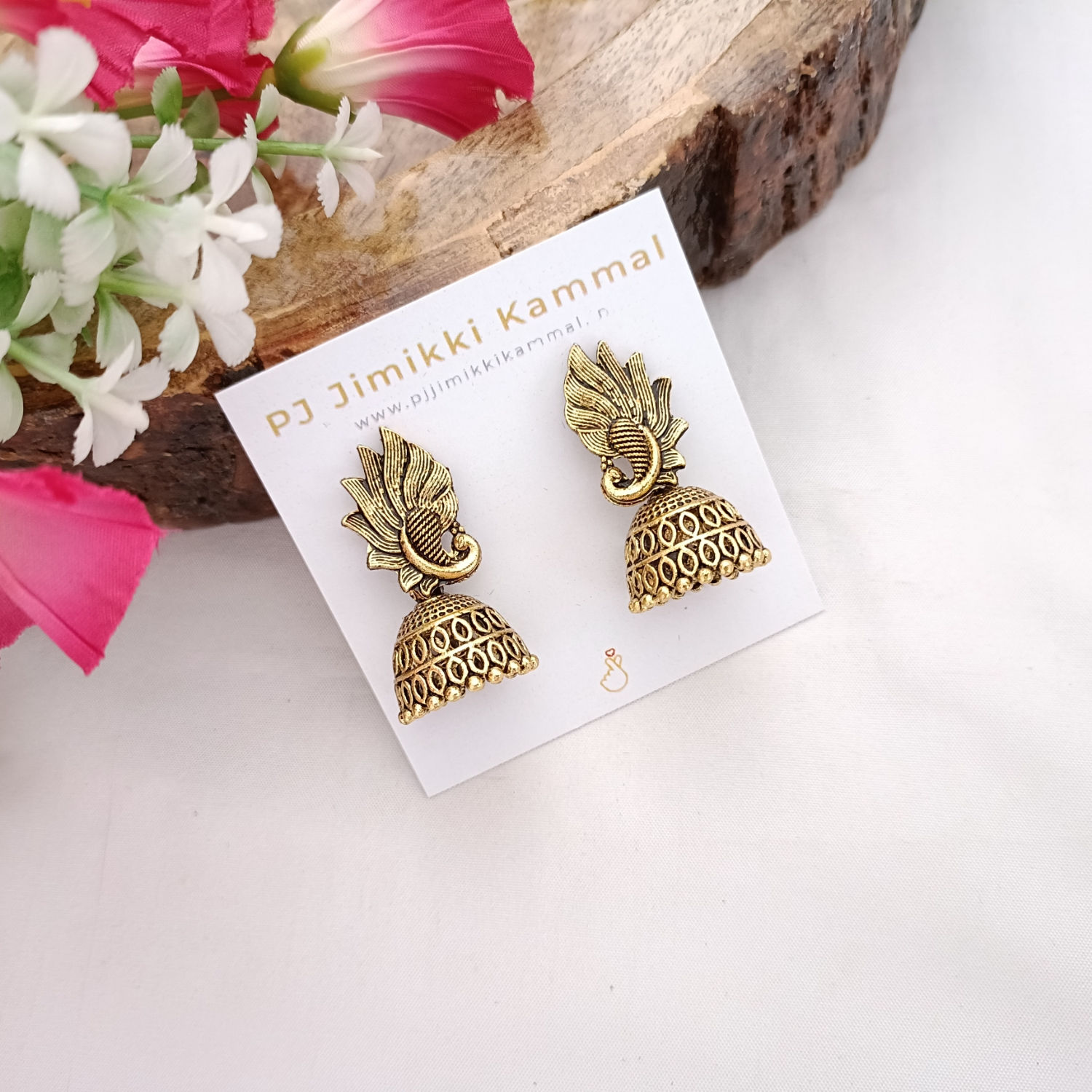 Antique Elephant Face Premium Gold Antique Earring