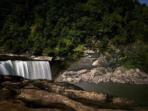 September 2026: Cumberland Falls Moonbow Guide Raft Trip