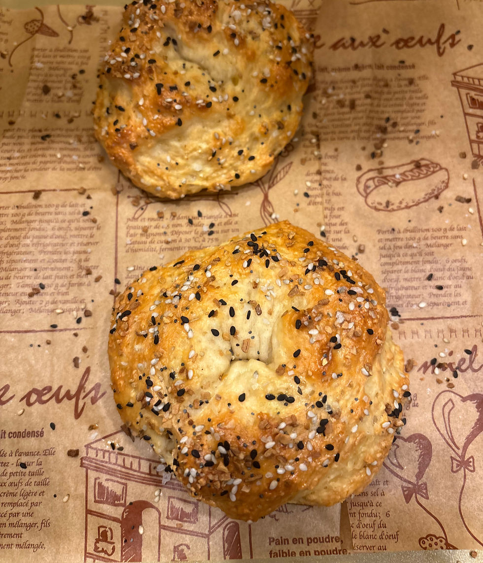 Yep - you read that right. These bagels only have 5 ingredients and approximately 15 grams of protein per serving. What's better to throw together on a Sunday and have prepared for weekly breakfasts?