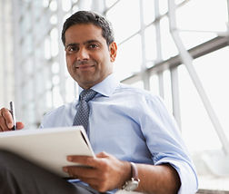 College students who need help in finite math, calculus, physics, or chemistry, as well as law students in all courses, can find help at Luna Learning.