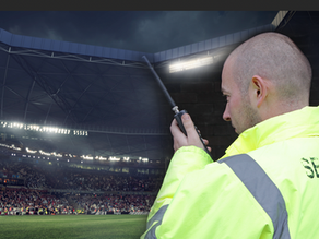 Radios Bidireccionales y Gestión de Estadios