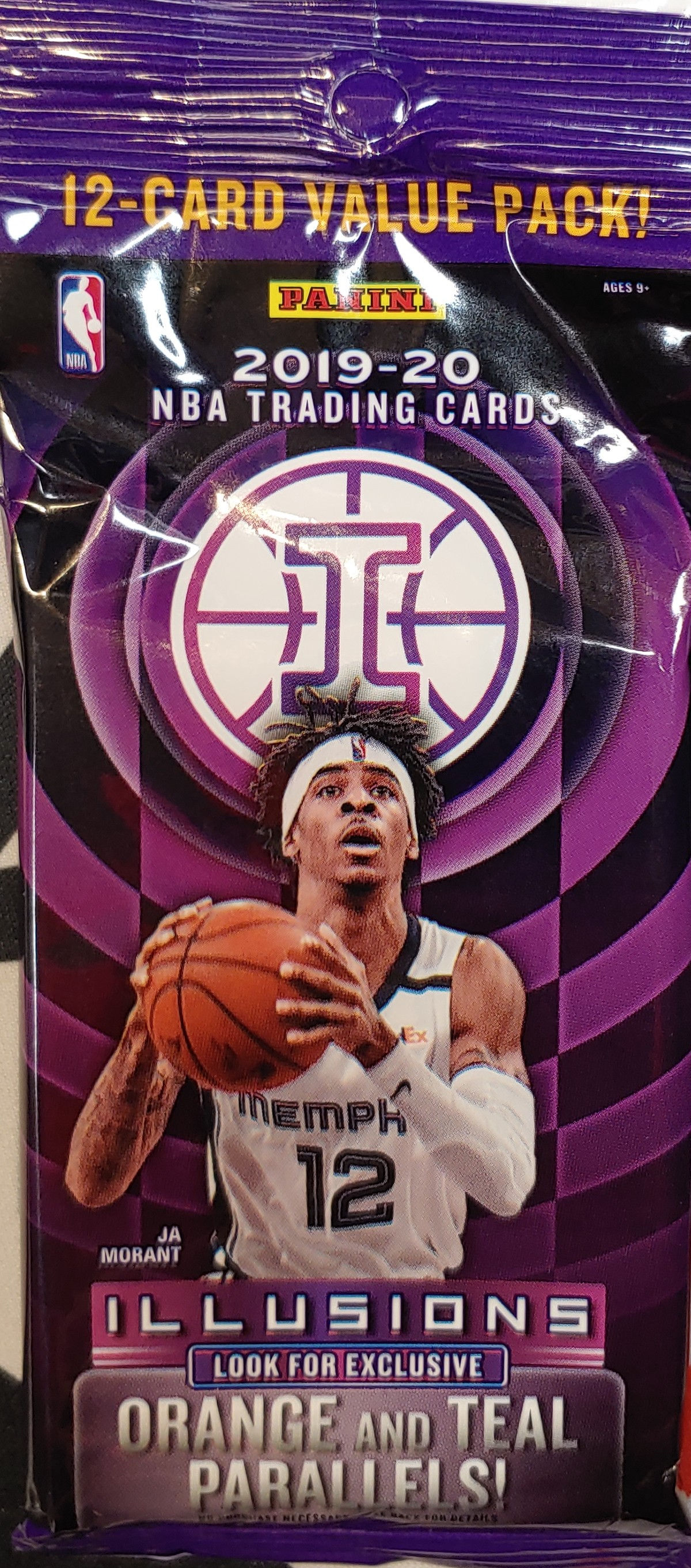 2019 Illusions Basketball Fat Pack (Personal Pack Only)