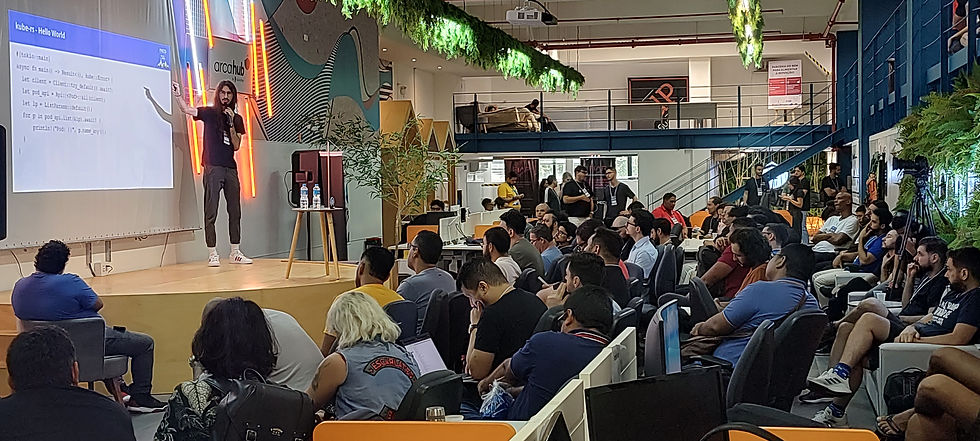 Oscar presenting at KCD Rio de Janeiro 2025