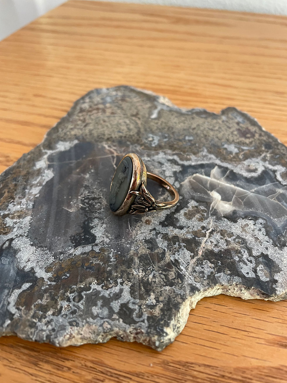 Thumbnail: Oval Cameo Ring in Slate