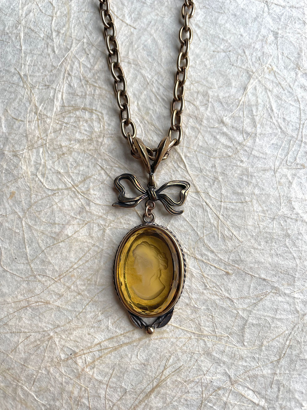 Thumbnail: Intaglio Light Topaz Bow Necklace ATLN33/LT