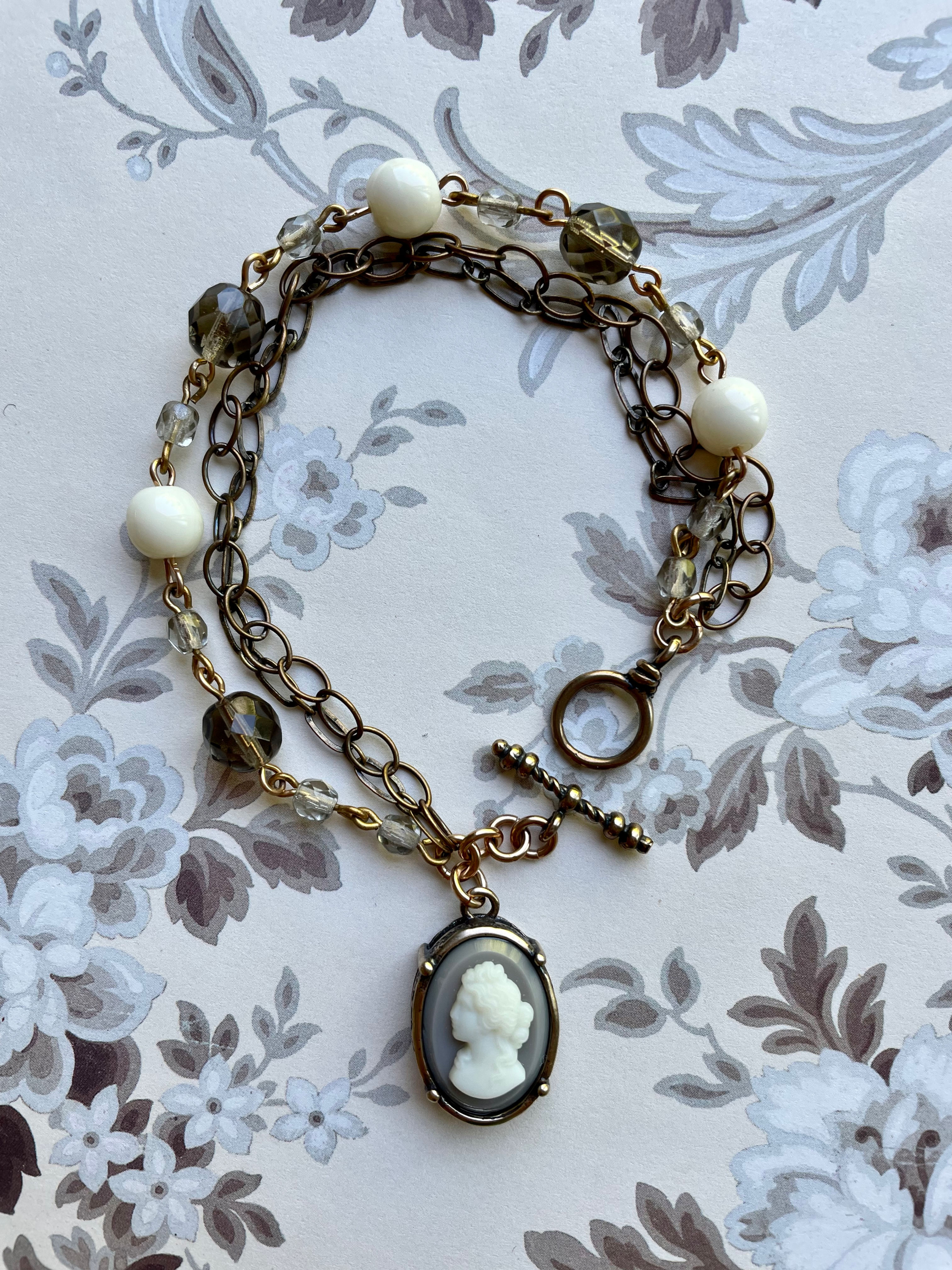 Cloud Cameo Bracelet