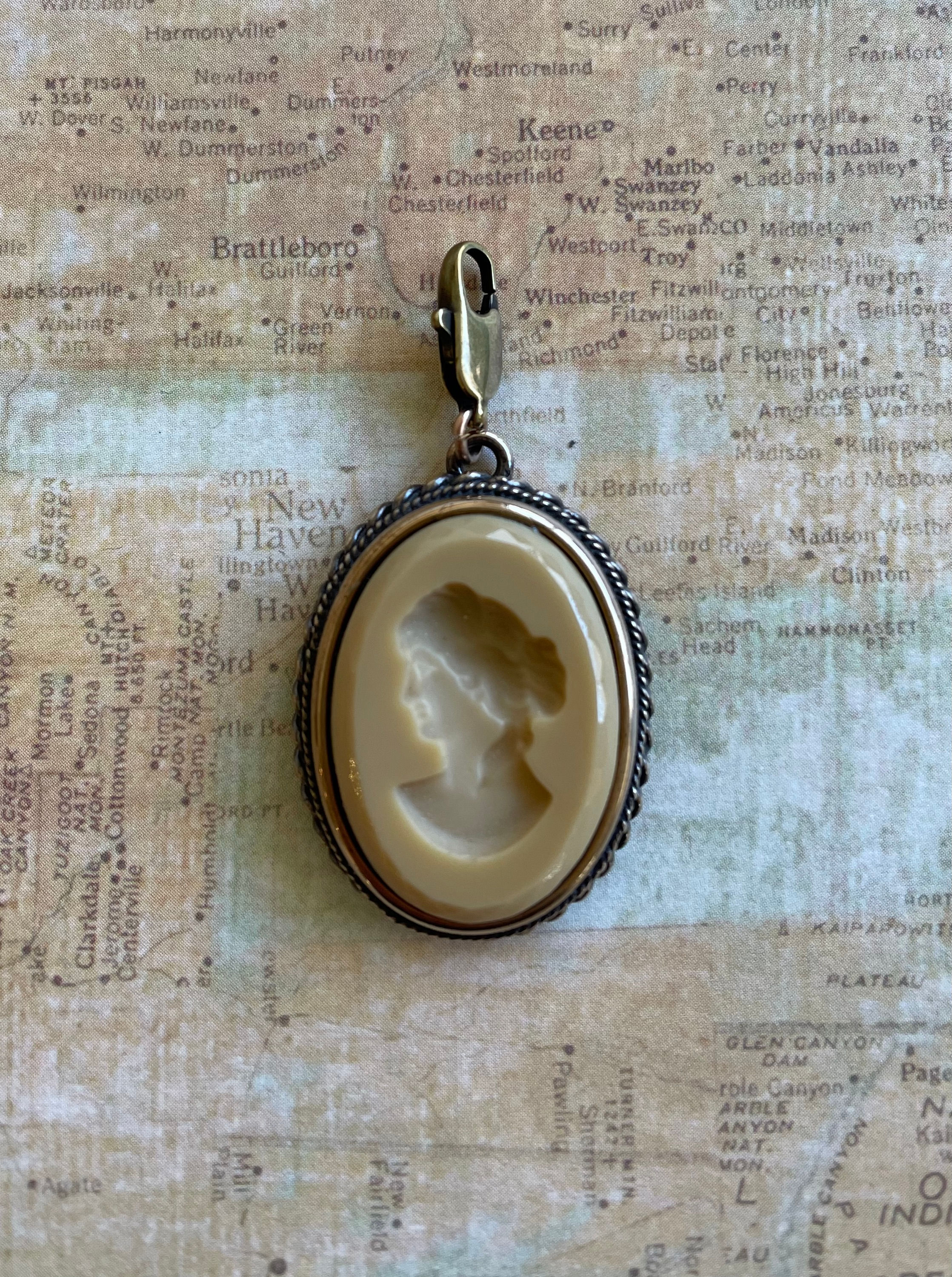 Intaglio Lava Charm
