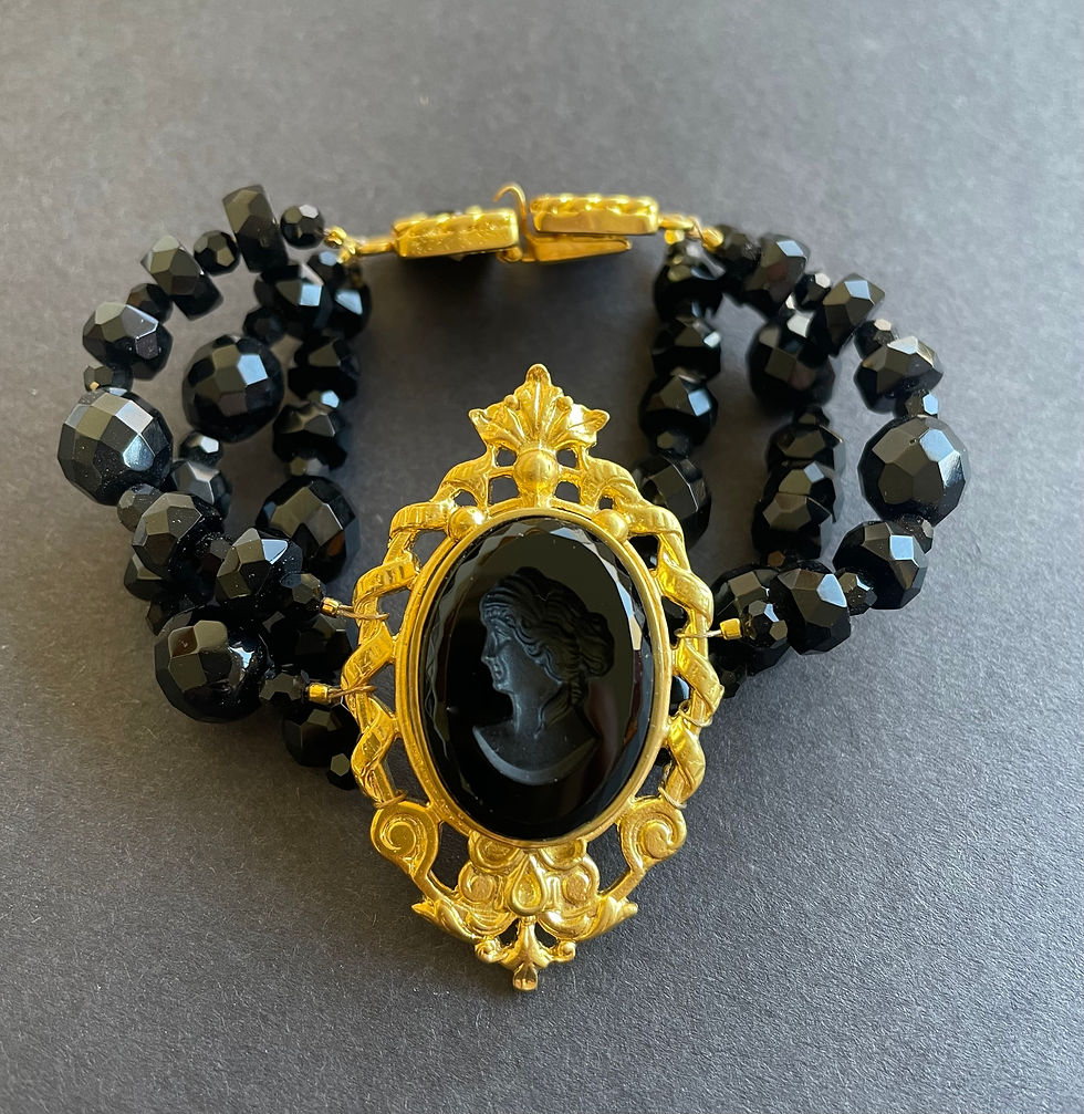 Thumbnail: Elizabeth Jet Intaglio Bracelet in Gold