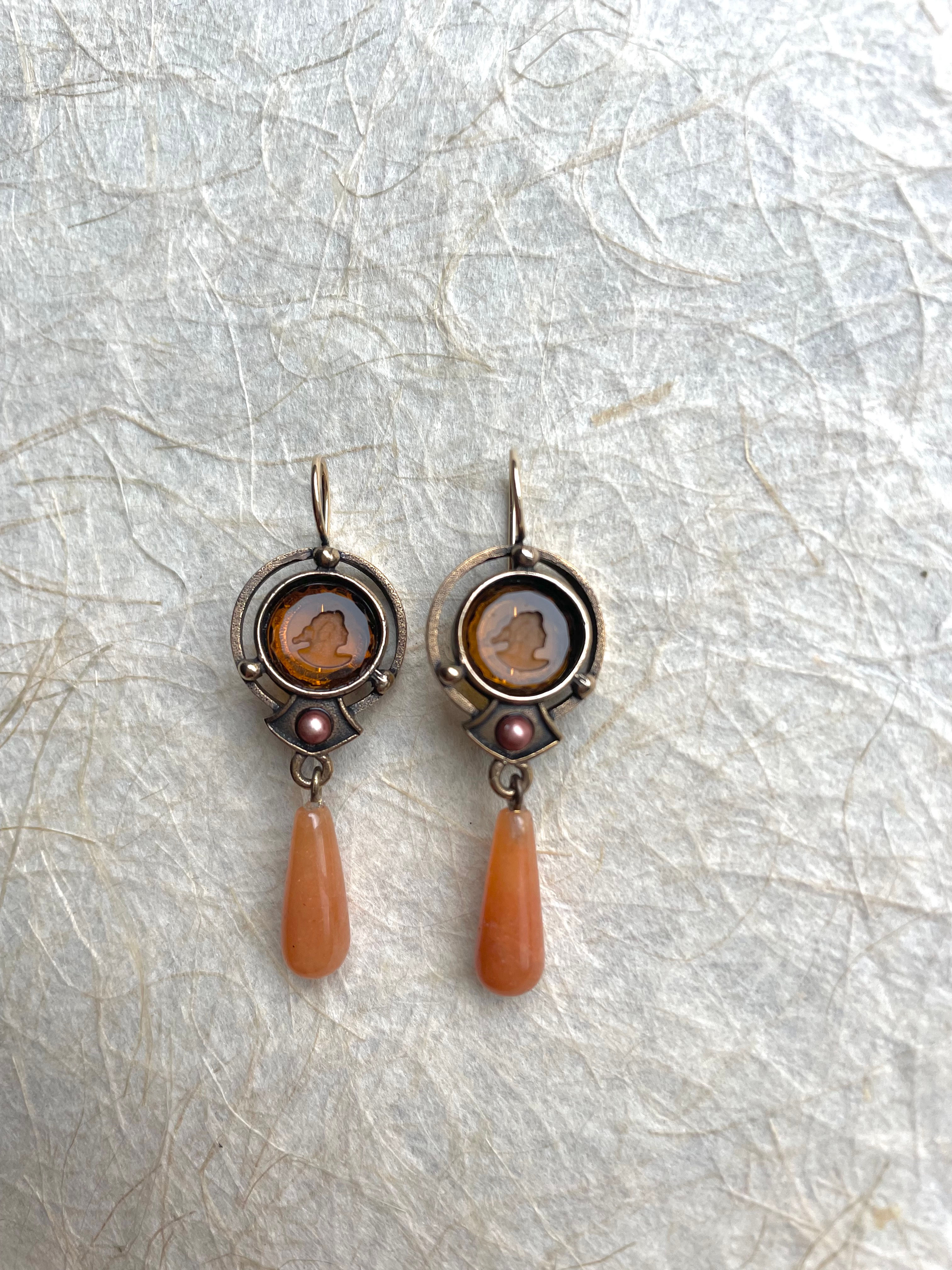 Madeira Intaglio Drop Earrings ATTE6/Mad