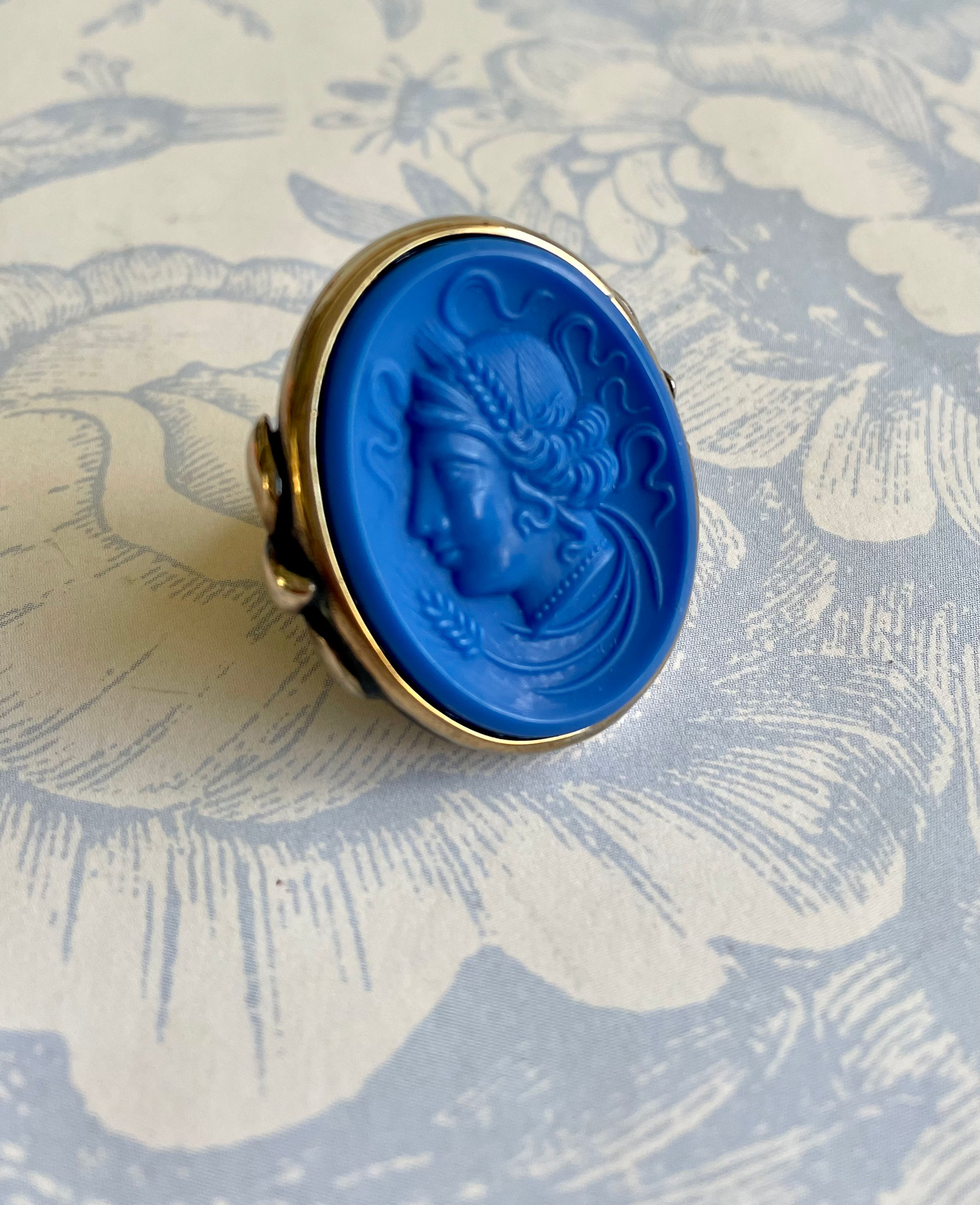 Cameo Ring