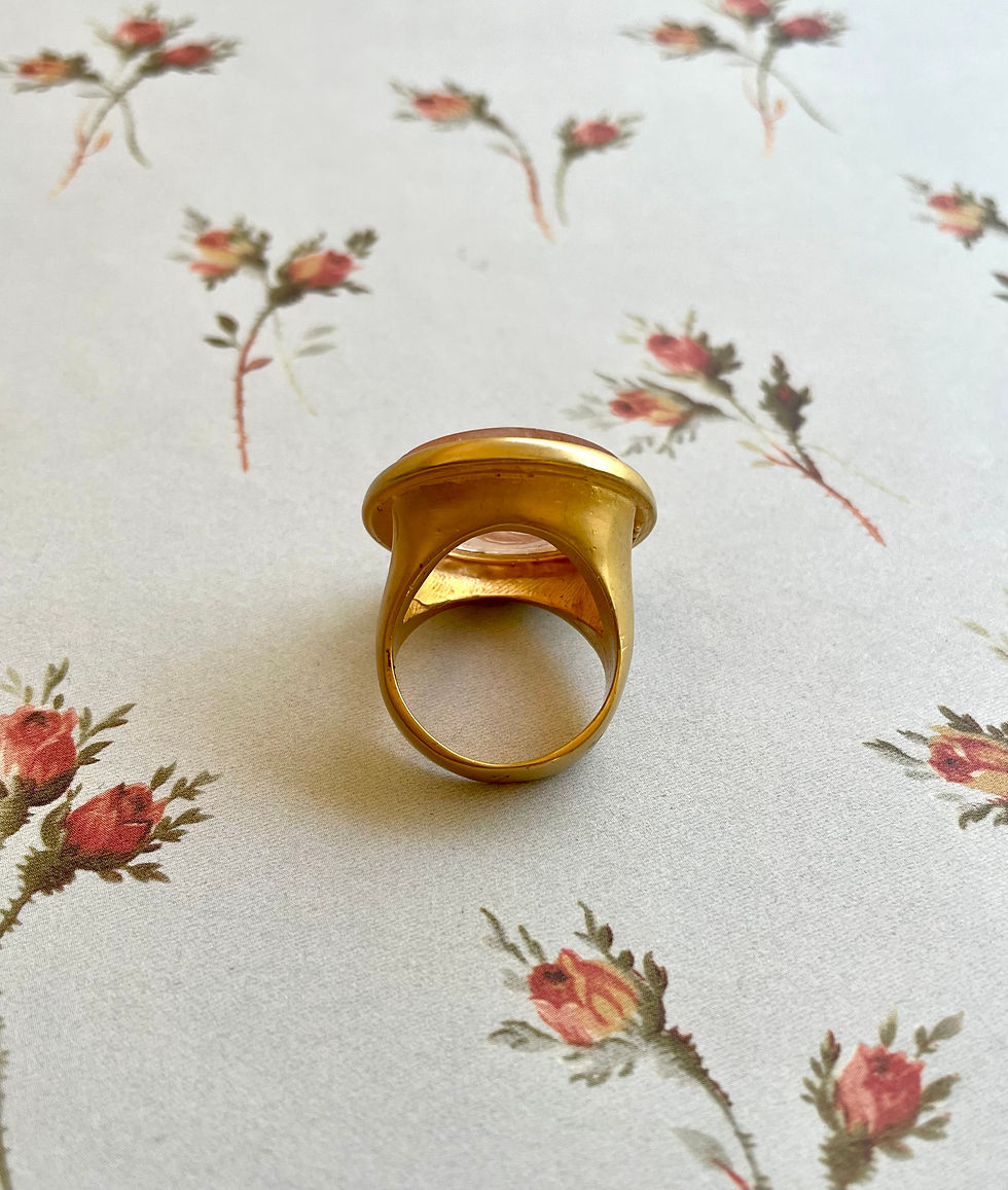 Thumbnail: Peach and Gold Intaglio Ring