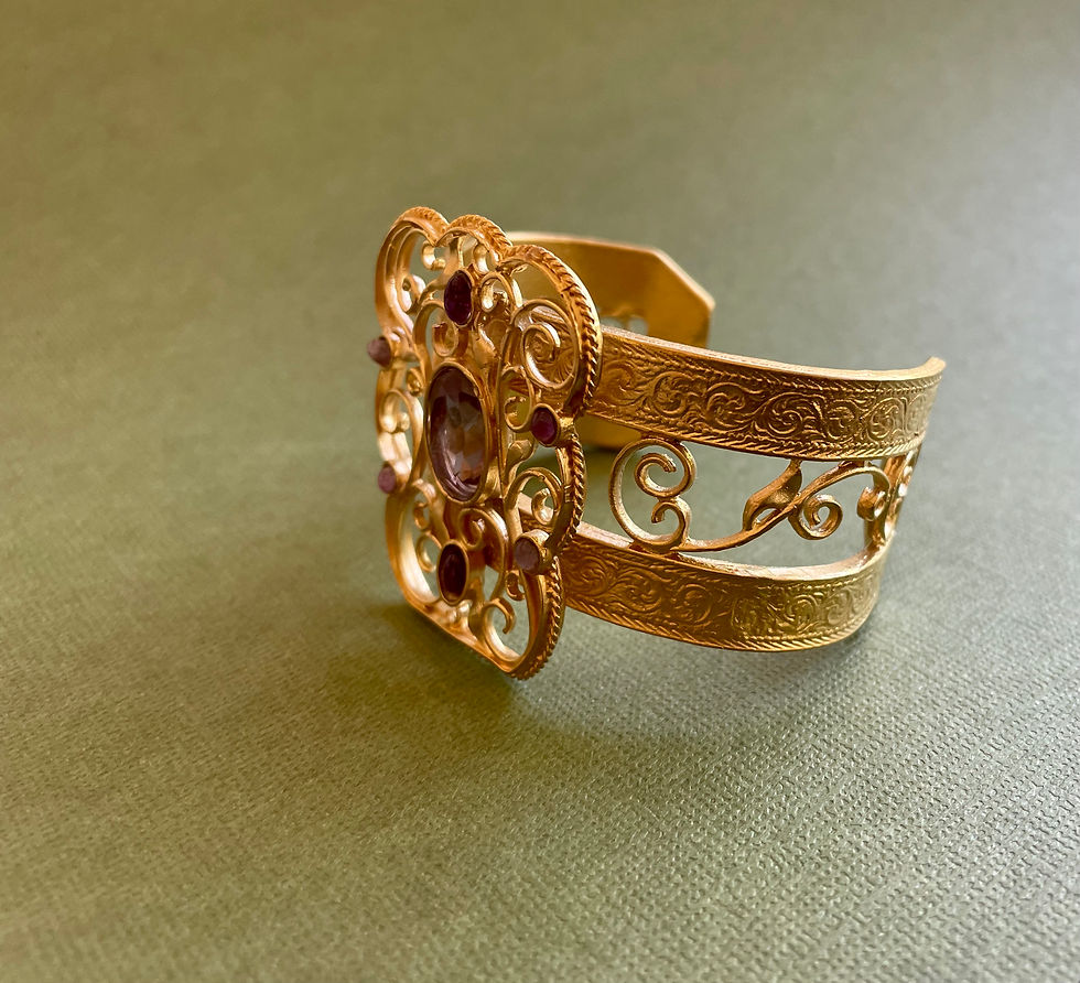 Thumbnail: Esmeralda Gold & Amethyst Cuff